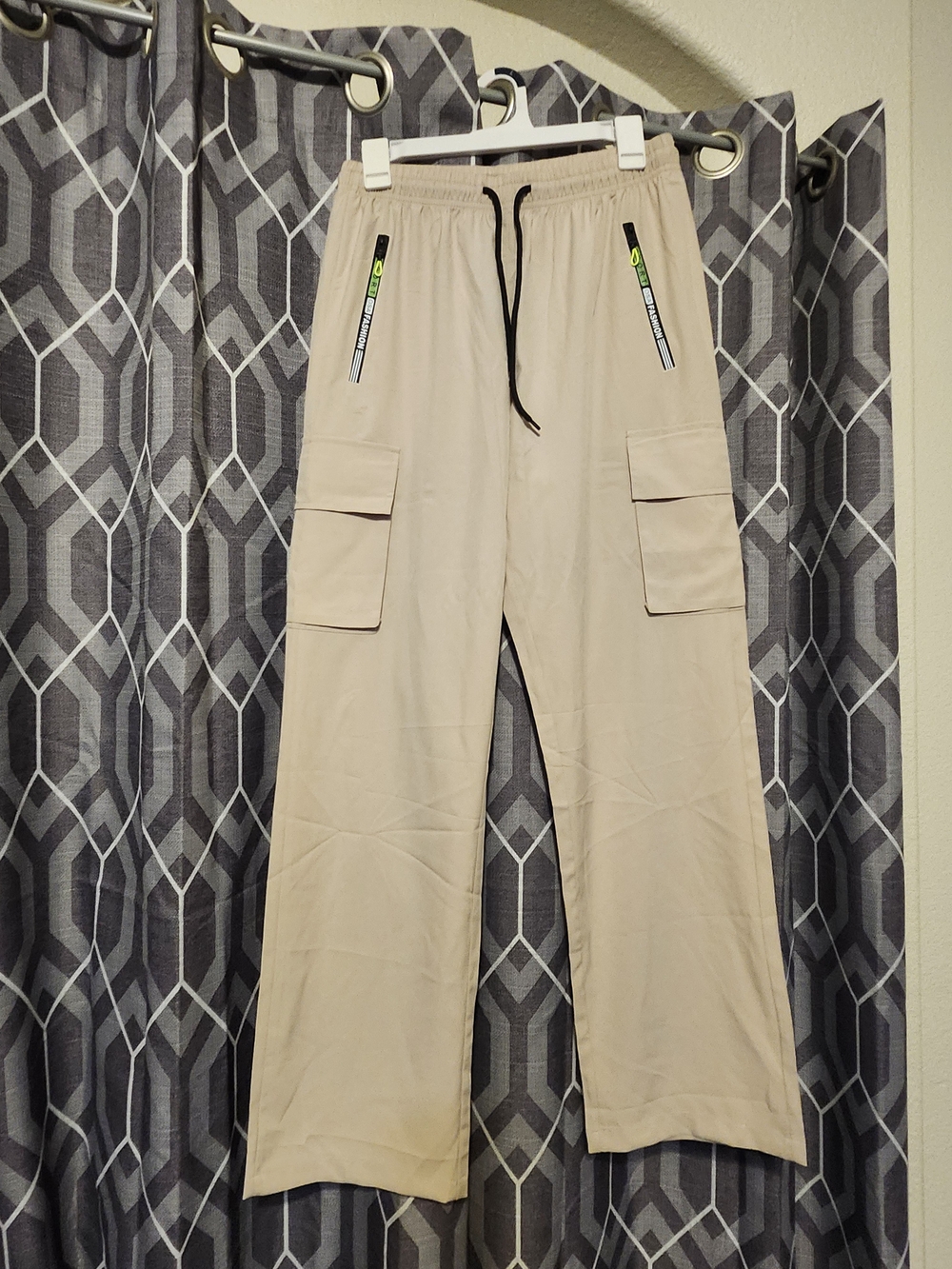 Lightweight Cargo Drawstring Pants - Beige
